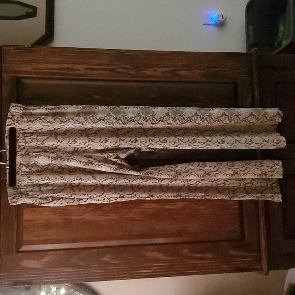 Stunning Stetson Snake Print High Waist Wide Leg Pant Size L; NWT - Picture 3 of 6